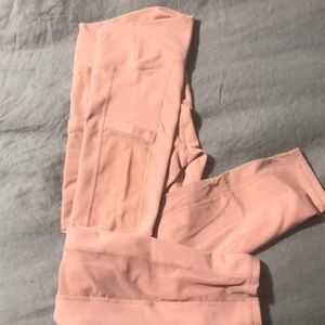 Fabletics mila pocket capris